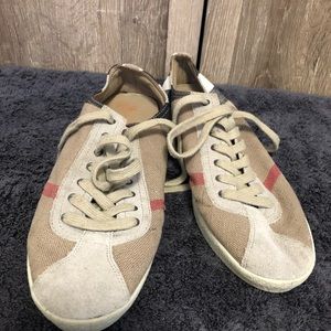 Old but Goodie #Burberry